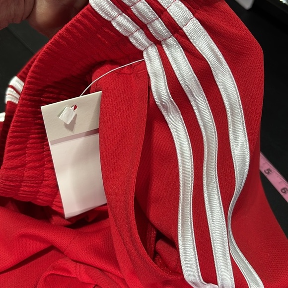 Adidas Three stripe,hip pockets, elastic waist, embroidered logo athletic shorts - Picture 6 of 8